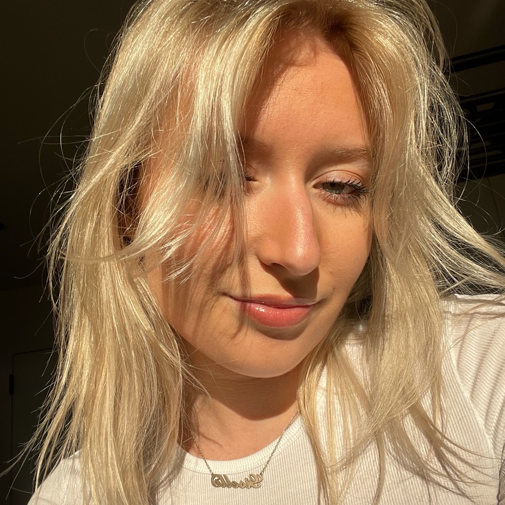 Meet your Posher, Giselle